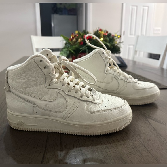 Air Force 1 High Sculpt ‘sail’ - size 8 - Picture 3 of 4